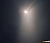 Chico rescata a una víctima de secuestro y se la tira