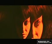 Morena sexy tomando una BBC