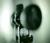 Lesbiana descarada lamiendo un delicioso coño